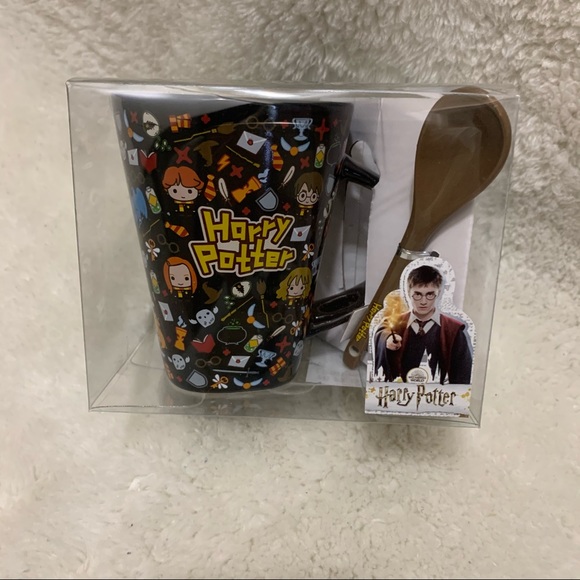 Harry Potter Mug 10oz With Spoon - Picture 3 of 9